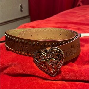 Brown Women’s Heart Buckle Studded Leather Belt